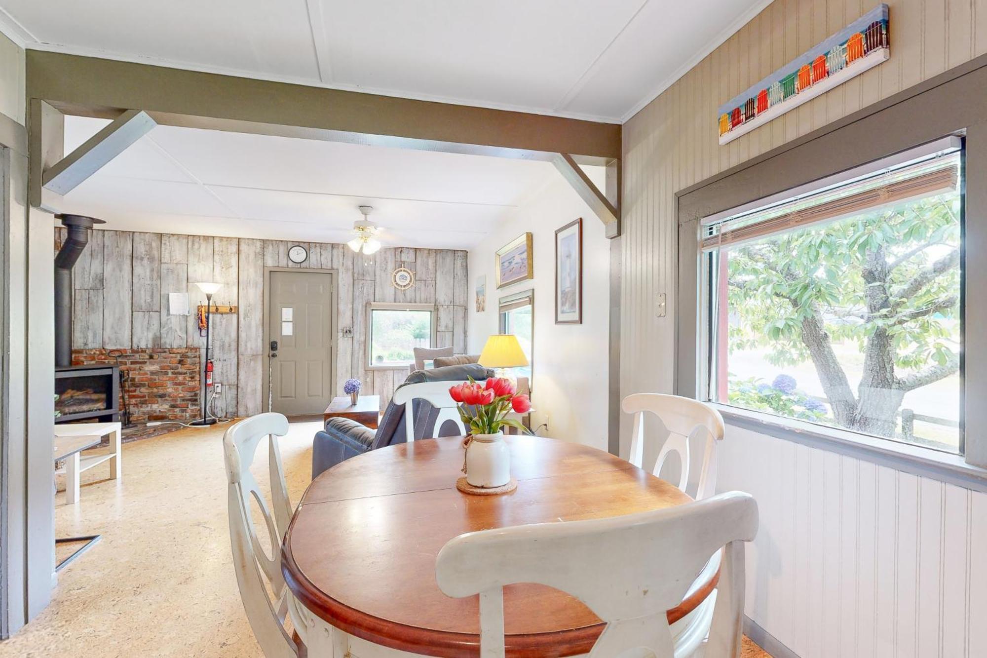 Sommers' Cabin Gleneden Beach ภายนอก รูปภาพ